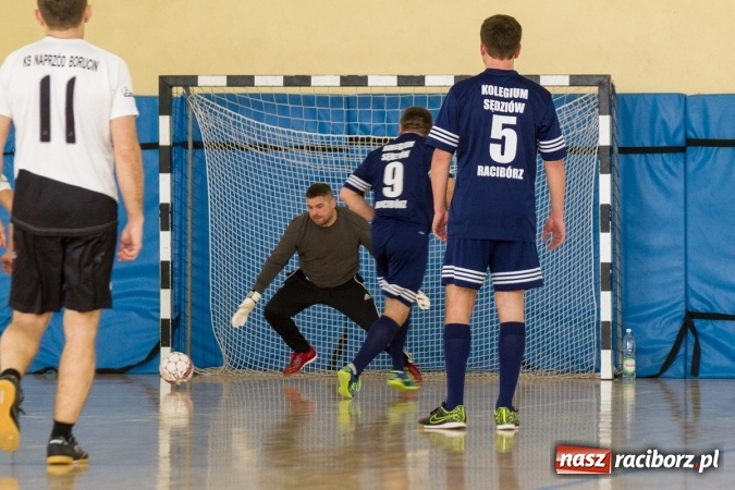 Zdjęcie w galerii na portalu naszraciborz.pl: KWS Racibórz wygrało turniej oldbojów w Pietrowicach Wielkich wiadomości z regionu