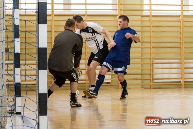 Zdjęcie w galerii na portalu naszraciborz.pl: KWS Racibórz wygrało turniej oldbojów w Pietrowicach Wielkich wiadomości z regionu