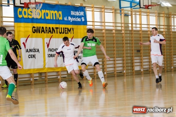 Zdjęcie w galerii na portalu naszraciborz.pl: KWS Racibórz wygrało turniej oldbojów w Pietrowicach Wielkich wiadomości z regionu