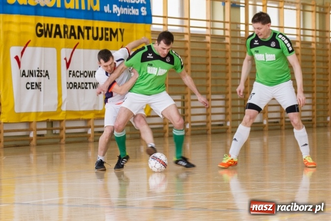 Zdjęcie w galerii na portalu naszraciborz.pl: KWS Racibórz wygrało turniej oldbojów w Pietrowicach Wielkich wiadomości z regionu
