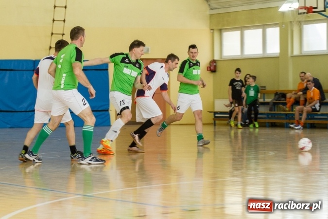 Zdjęcie w galerii na portalu naszraciborz.pl: KWS Racibórz wygrało turniej oldbojów w Pietrowicach Wielkich wiadomości z regionu