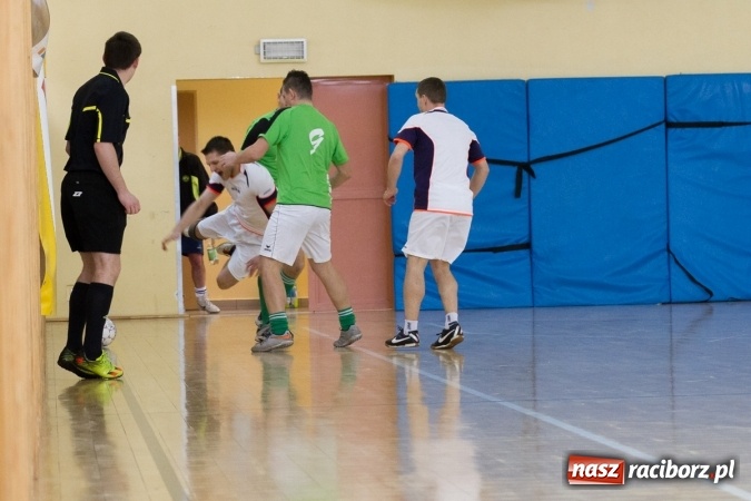 Zdjęcie w galerii na portalu naszraciborz.pl: KWS Racibórz wygrało turniej oldbojów w Pietrowicach Wielkich wiadomości z regionu