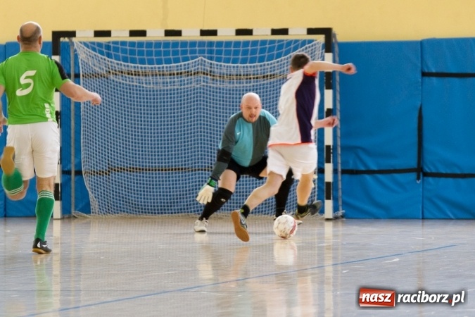 Zdjęcie w galerii na portalu naszraciborz.pl: KWS Racibórz wygrało turniej oldbojów w Pietrowicach Wielkich wiadomości z regionu