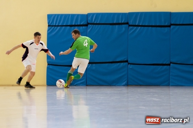 Zdjęcie w galerii na portalu naszraciborz.pl: KWS Racibórz wygrało turniej oldbojów w Pietrowicach Wielkich wiadomości z regionu