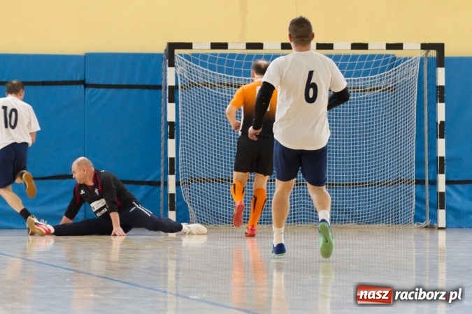 Zdjęcie w galerii na portalu naszraciborz.pl: KWS Racibórz wygrało turniej oldbojów w Pietrowicach Wielkich wiadomości z regionu