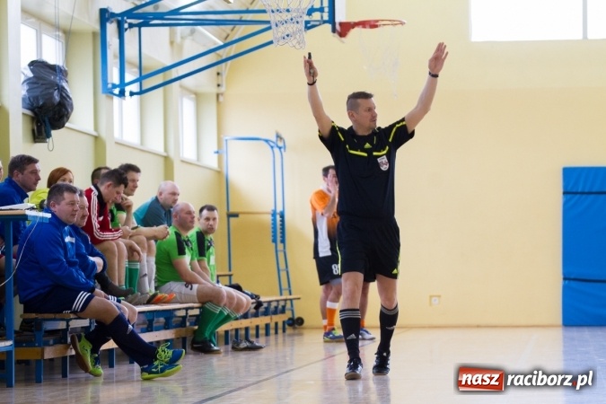 Zdjęcie w galerii na portalu naszraciborz.pl: KWS Racibórz wygrało turniej oldbojów w Pietrowicach Wielkich wiadomości z regionu