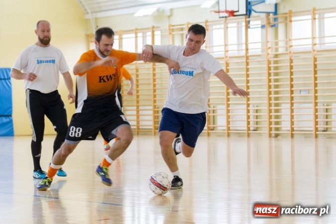Zdjęcie w galerii na portalu naszraciborz.pl: KWS Racibórz wygrało turniej oldbojów w Pietrowicach Wielkich wiadomości z regionu