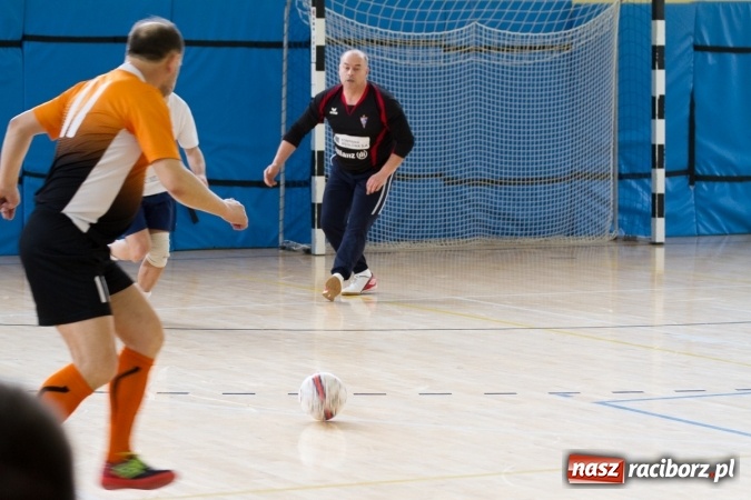 Zdjęcie w galerii na portalu naszraciborz.pl: KWS Racibórz wygrało turniej oldbojów w Pietrowicach Wielkich wiadomości z regionu