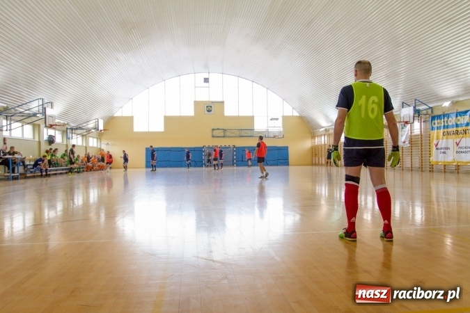 Zdjęcie w galerii na portalu naszraciborz.pl: KWS Racibórz wygrało turniej oldbojów w Pietrowicach Wielkich wiadomości z regionu