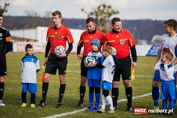 Zdjęcie w galerii na portalu naszraciborz.pl: Mateusz Kocot odprawia z kwitkiem Concordię z Knurowa wiadomości z regionu