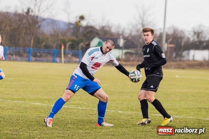 Zdjęcie w galerii na portalu naszraciborz.pl: Mateusz Kocot odprawia z kwitkiem Concordię z Knurowa wiadomości z regionu