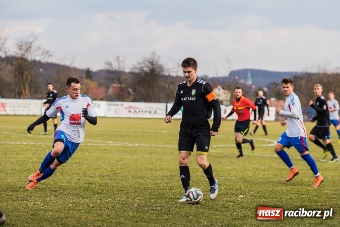 Zdjęcie w galerii na portalu naszraciborz.pl: Mateusz Kocot odprawia z kwitkiem Concordię z Knurowa wiadomości z regionu