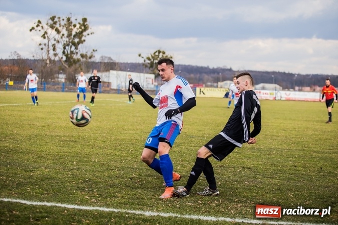 Zdjęcie w galerii na portalu naszraciborz.pl: Mateusz Kocot odprawia z kwitkiem Concordię z Knurowa wiadomości z regionu