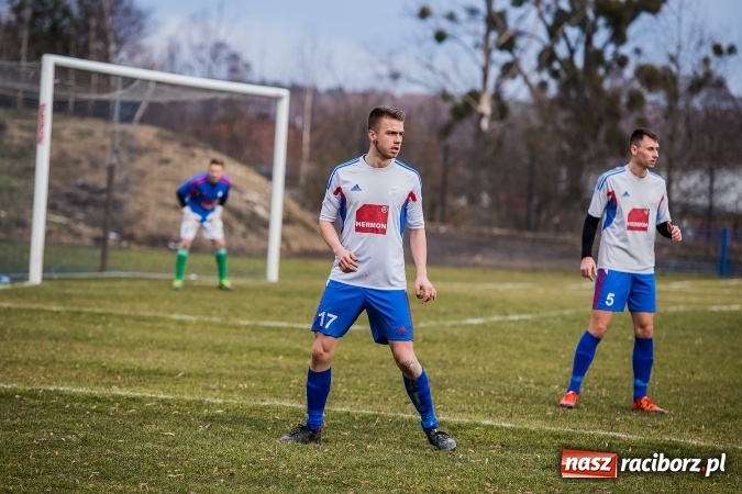 Zdjęcie w galerii na portalu naszraciborz.pl: Mateusz Kocot odprawia z kwitkiem Concordię z Knurowa wiadomości z regionu