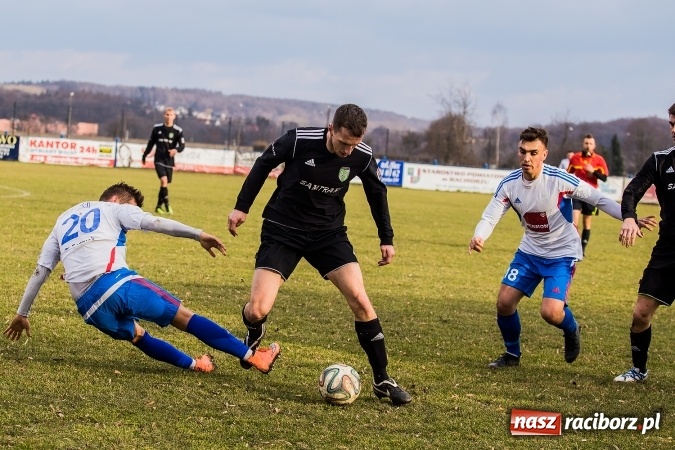 Zdjęcie w galerii na portalu naszraciborz.pl: Mateusz Kocot odprawia z kwitkiem Concordię z Knurowa wiadomości z regionu