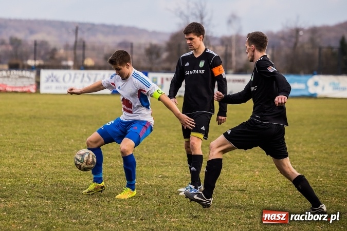 Zdjęcie w galerii na portalu naszraciborz.pl: Mateusz Kocot odprawia z kwitkiem Concordię z Knurowa wiadomości z regionu