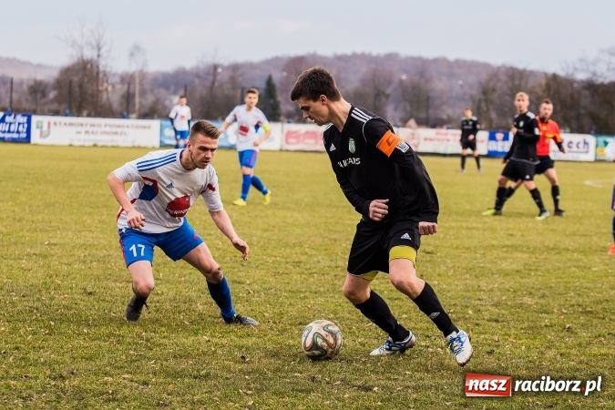Zdjęcie w galerii na portalu naszraciborz.pl: Mateusz Kocot odprawia z kwitkiem Concordię z Knurowa wiadomości z regionu
