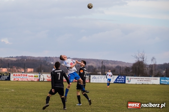 Zdjęcie w galerii na portalu naszraciborz.pl: Mateusz Kocot odprawia z kwitkiem Concordię z Knurowa wiadomości z regionu