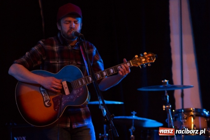 Zdjęcie w galerii na portalu naszraciborz.pl: Muzyka niezależna zabrzmiała na raciborskim zamku wiadomości z regionu