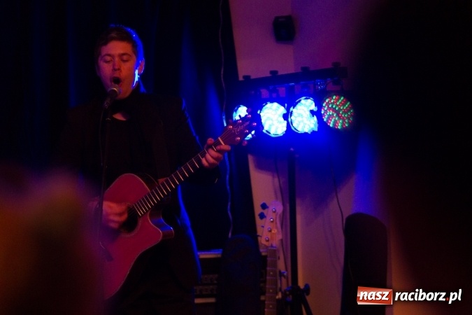 Zdjęcie w galerii na portalu naszraciborz.pl: Muzyka niezależna zabrzmiała na raciborskim zamku wiadomości z regionu