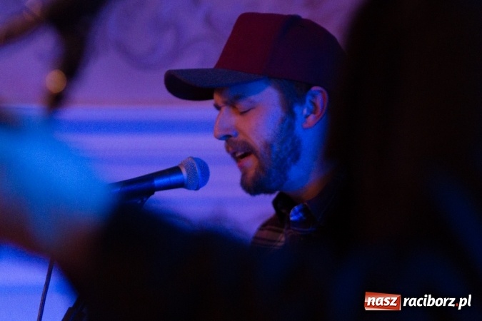 Zdjęcie w galerii na portalu naszraciborz.pl: Muzyka niezależna zabrzmiała na raciborskim zamku wiadomości z regionu