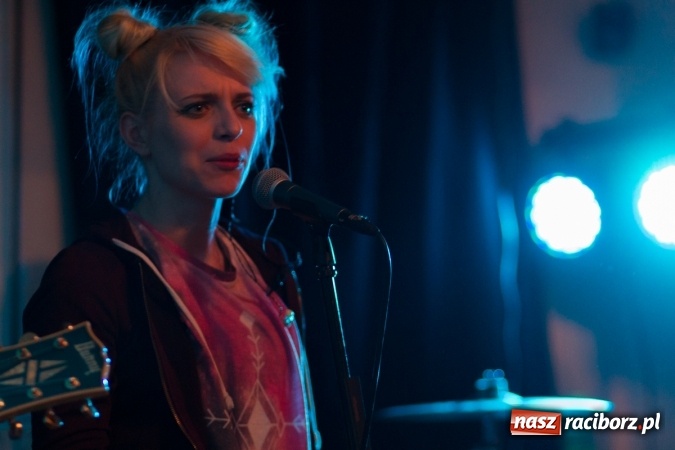 Zdjęcie w galerii na portalu naszraciborz.pl: Muzyka niezależna zabrzmiała na raciborskim zamku wiadomości z regionu