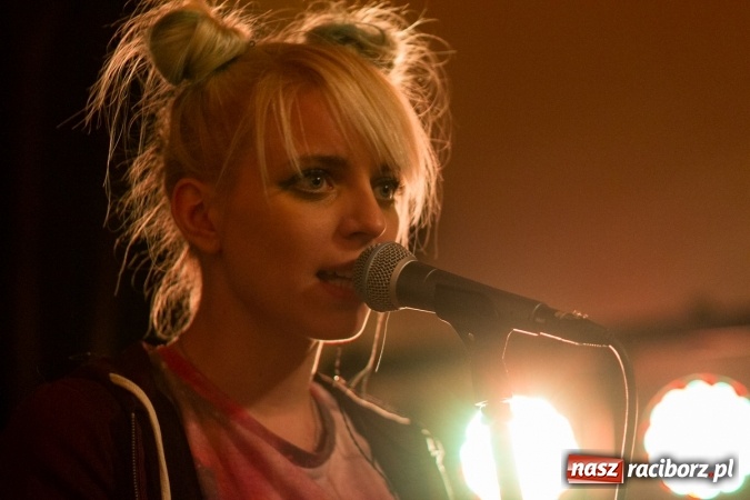 Zdjęcie w galerii na portalu naszraciborz.pl: Muzyka niezależna zabrzmiała na raciborskim zamku wiadomości z regionu