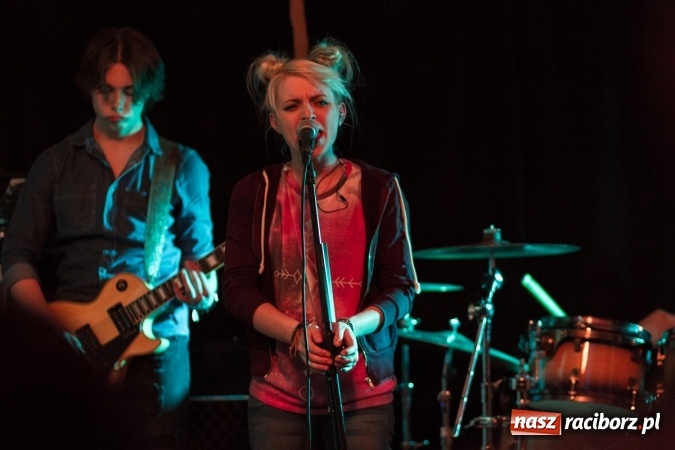 Zdjęcie w galerii na portalu naszraciborz.pl: Muzyka niezależna zabrzmiała na raciborskim zamku wiadomości z regionu