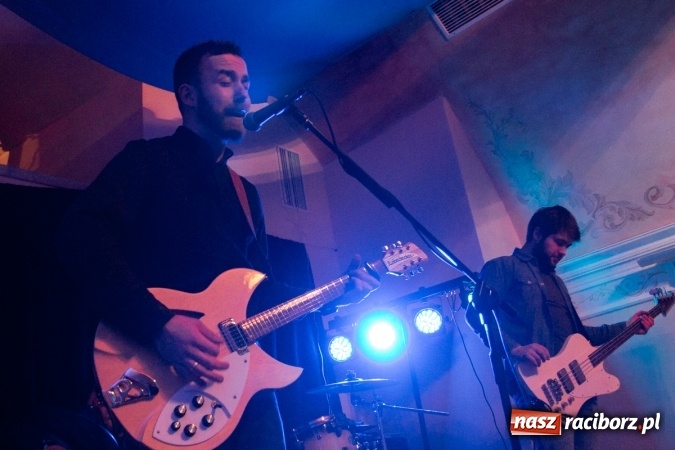 Zdjęcie w galerii na portalu naszraciborz.pl: Muzyka niezależna zabrzmiała na raciborskim zamku wiadomości z regionu