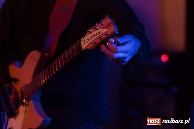 Zdjęcie w galerii na portalu naszraciborz.pl: Muzyka niezależna zabrzmiała na raciborskim zamku wiadomości z regionu