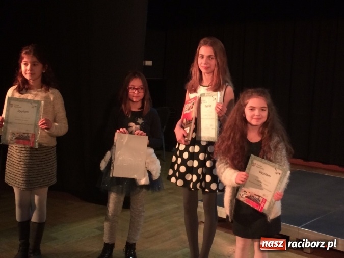 Zdjęcie w galerii na portalu naszraciborz.pl: Powiatowy Konkurs Recytatorski dla Młodzieży Szkół Podstawowych i Gimnazjów  wiadomości z regionu