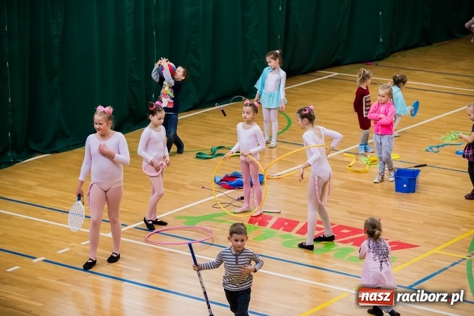 Zdjęcie w galerii na portalu naszraciborz.pl: Siatkarski Turniej Zakładów Pracy i Służb Mundurowych: Eko-Okna znów zwycięskie wiadomości z regionu