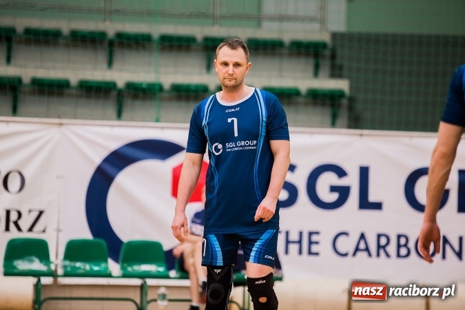 Zdjęcie w galerii na portalu naszraciborz.pl: Siatkarski Turniej Zakładów Pracy i Służb Mundurowych: Eko-Okna znów zwycięskie wiadomości z regionu