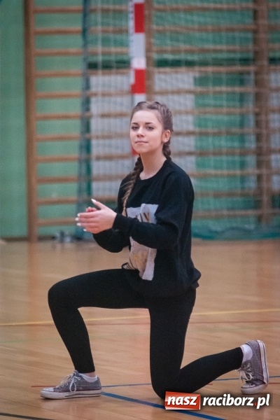 Zdjęcie w galerii na portalu naszraciborz.pl: Siatkarski Turniej Zakładów Pracy i Służb Mundurowych: Eko-Okna znów zwycięskie wiadomości z regionu