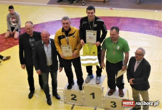 Zdjęcie w galerii na portalu naszraciborz.pl: Grad medali zapaśników raciborskiej Unii na zawodach w Katowicach  wiadomości z regionu