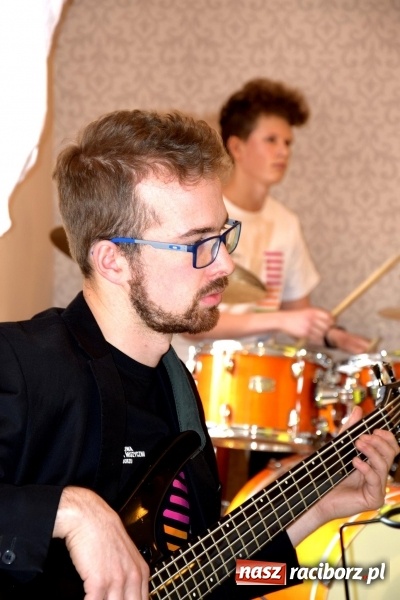 Zdjęcie w galerii na portalu naszraciborz.pl: Cuda się zdarzają – warsztaty z Adamem Sztabą  wiadomości z regionu