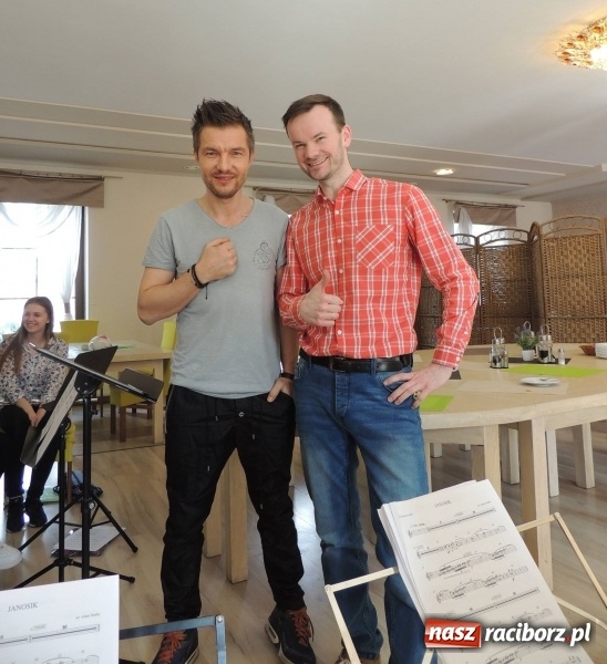 Zdjęcie w galerii na portalu naszraciborz.pl: Cuda się zdarzają – warsztaty z Adamem Sztabą  wiadomości z regionu