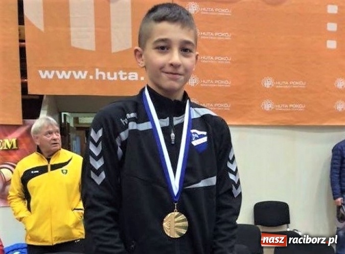 Zdjęcie w galerii na portalu naszraciborz.pl: Czarnecki pierwszy, Ersetic drugi, Petrończak trzeci na międzynarodowych turniejach w Dorog i Zagrzebiu w zapasach&nbsp; wiadomości z regionu