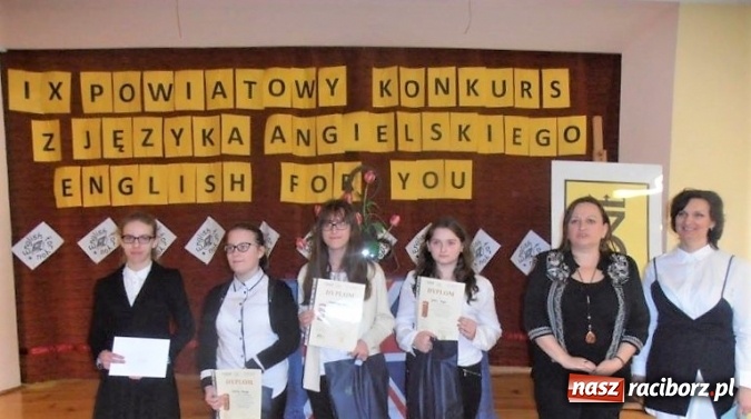 Zdjęcie w galerii na portalu naszraciborz.pl: Powiatowy Konkurs z Języka Angielskiego po raz dziewiąty w G3 wiadomości z regionu