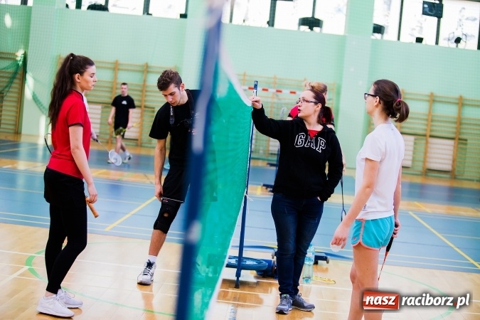 Zdjęcie w galerii na portalu naszraciborz.pl: III Mistrzostwa Raciborza w Badmintonie wiadomości z regionu