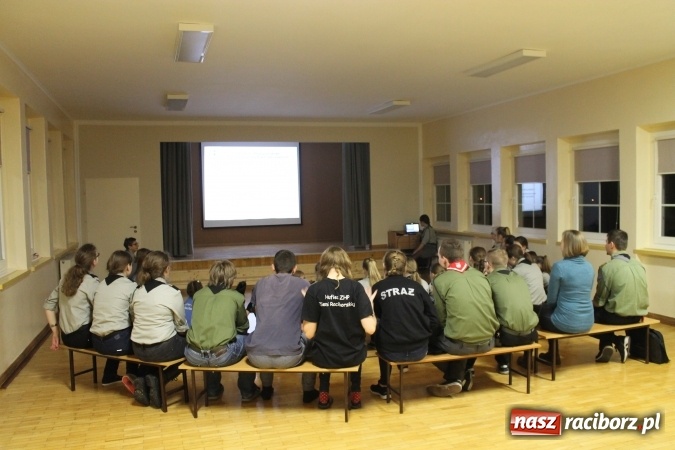 Zdjęcie w galerii na portalu naszraciborz.pl: Biwakowy weekend w Zespole Szkolno-Przedszkolnym na Ocicach wiadomości z regionu