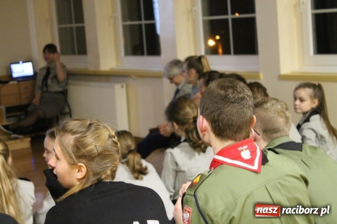 Zdjęcie w galerii na portalu naszraciborz.pl: Biwakowy weekend w Zespole Szkolno-Przedszkolnym na Ocicach wiadomości z regionu