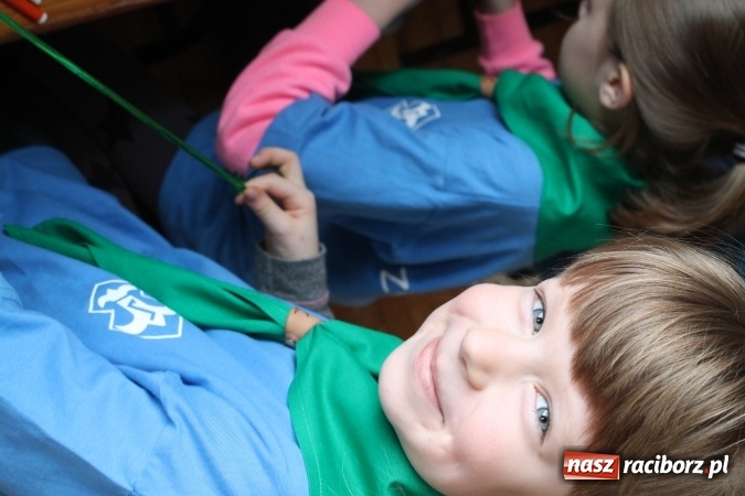 Zdjęcie w galerii na portalu naszraciborz.pl: Biwakowy weekend w Zespole Szkolno-Przedszkolnym na Ocicach wiadomości z regionu