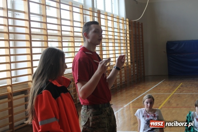 Zdjęcie w galerii na portalu naszraciborz.pl: Biwakowy weekend w Zespole Szkolno-Przedszkolnym na Ocicach wiadomości z regionu