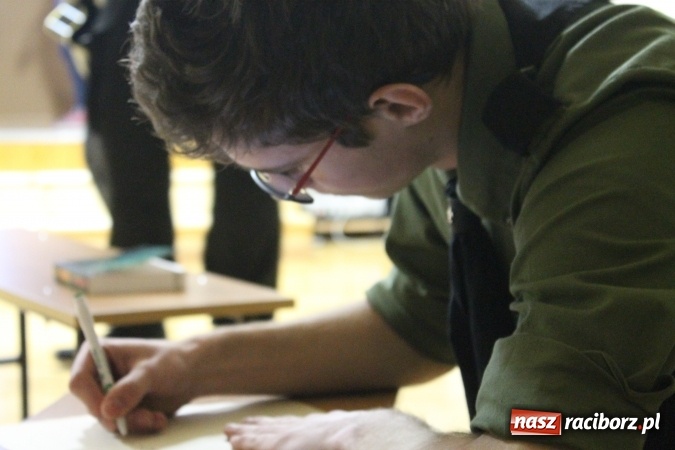 Zdjęcie w galerii na portalu naszraciborz.pl: Biwakowy weekend w Zespole Szkolno-Przedszkolnym na Ocicach wiadomości z regionu