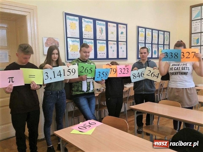 Zdjęcie w galerii na portalu naszraciborz.pl: Dzień Liczby Pi w Gimnazjum nr 5  wiadomości z regionu