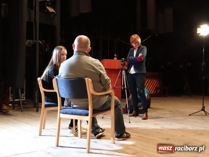 Zdjęcie w galerii na portalu naszraciborz.pl: Kolejny odcinek Rozmów Strefy na 800 lat. Tym razem z Adrianem Szczypińskim  wiadomości z regionu