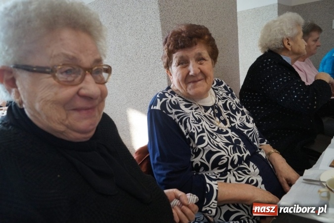 Zdjęcie w galerii na portalu naszraciborz.pl: Dzień Kobiet i Mężczyzn w kole emerytów w Nędzy wiadomości z regionu