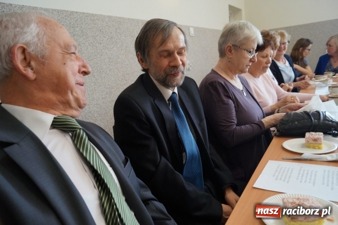 Zdjęcie w galerii na portalu naszraciborz.pl: Dzień Kobiet i Mężczyzn w kole emerytów w Nędzy wiadomości z regionu