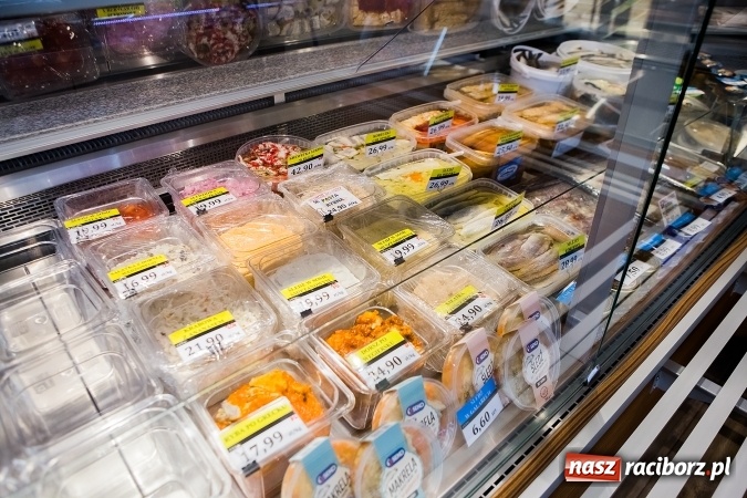 Zdjęcie w galerii na portalu naszraciborz.pl: Na Ocickiej 5 powstał nowy punkt sklepu Krewetka!  wiadomości z regionu